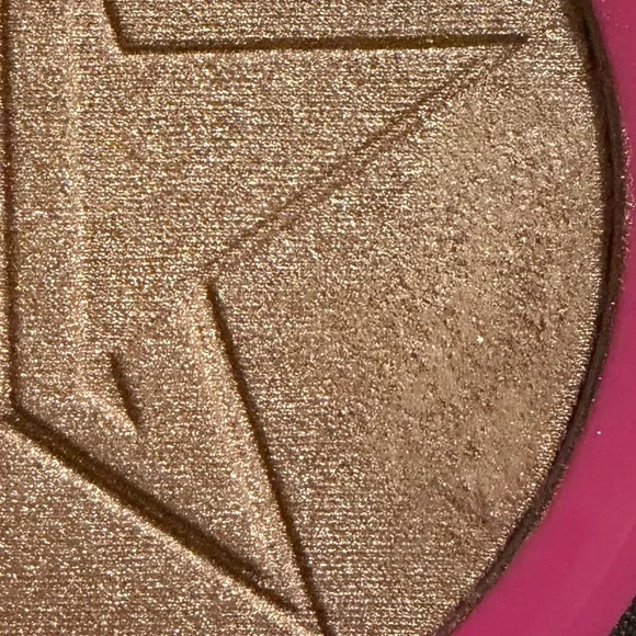 ✨ AUTHENTIC JEFFREE STAR SKIN FROST: SARCOPHAGUS WITH BOX ✨ - Picture 5 of 13